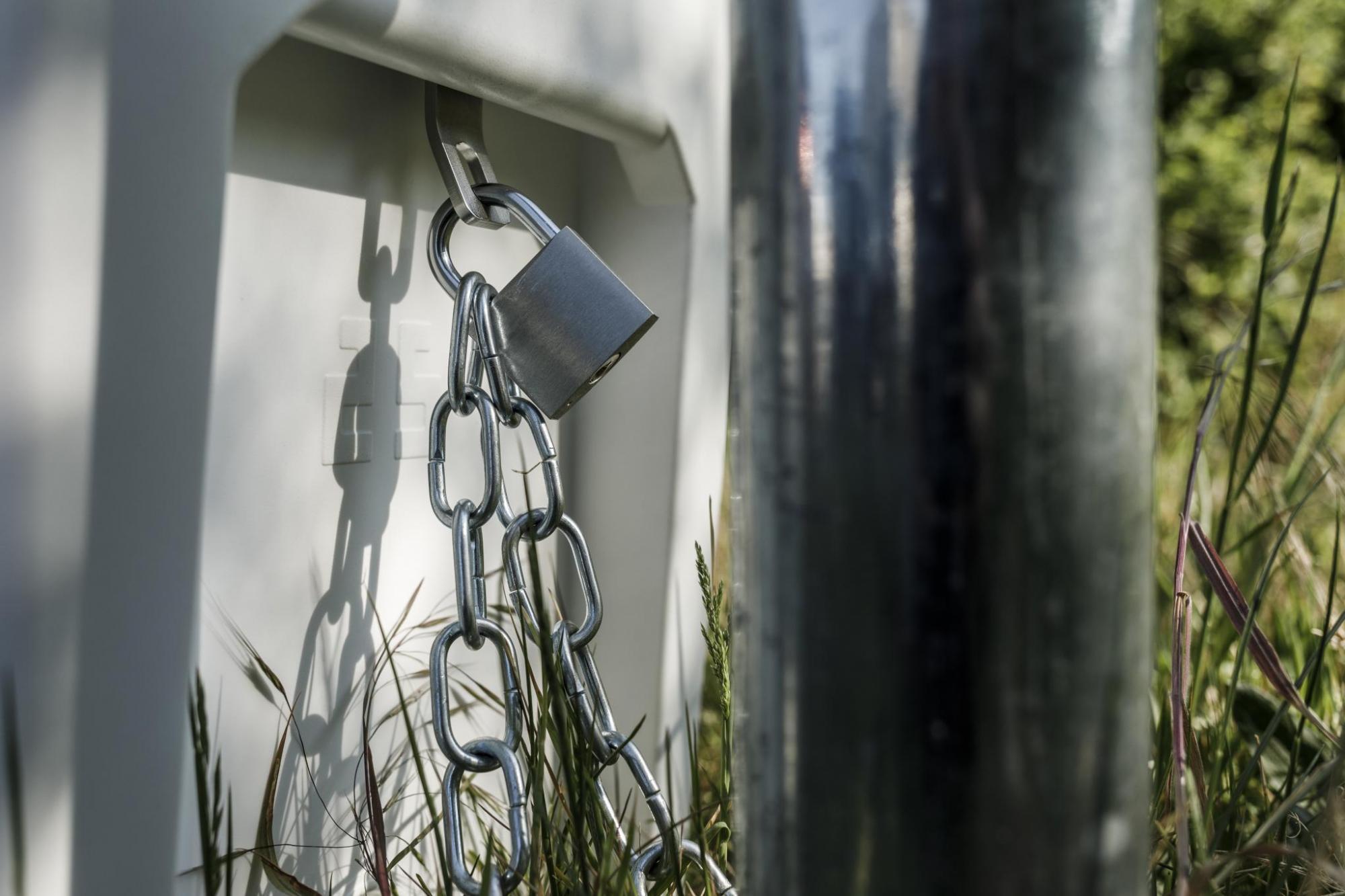 Schlosshalterung für Petromax Kühlbox kx-lockb – Bild 6